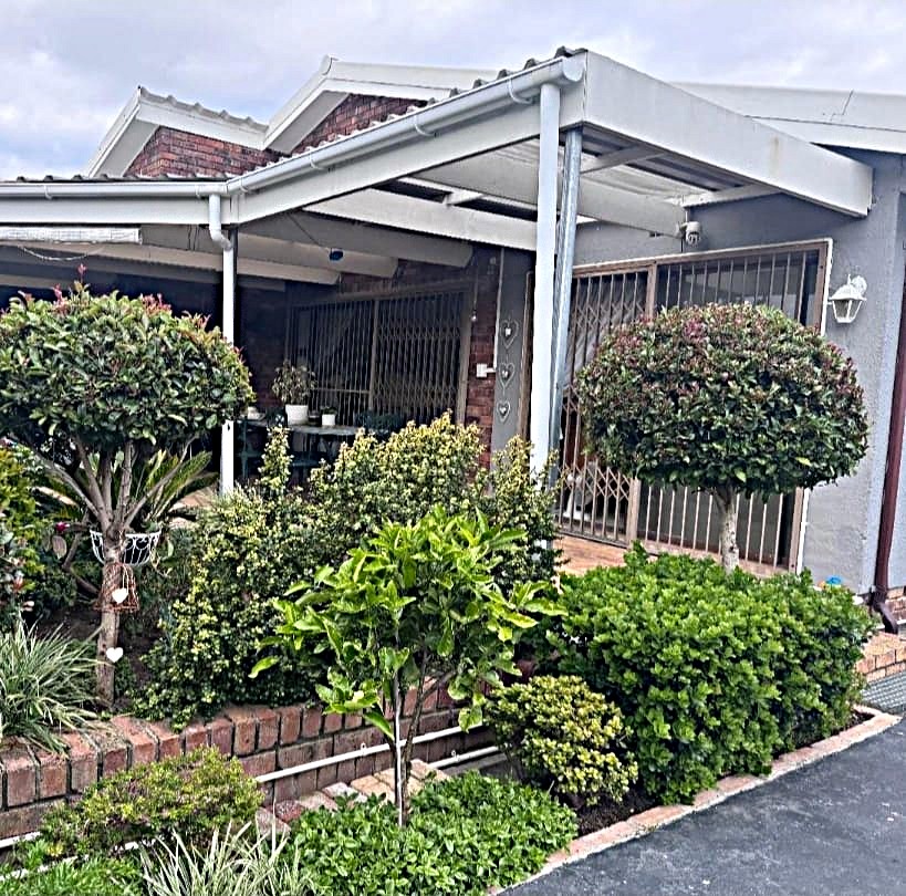 4 Bedroom Property for Sale in Winslow Western Cape